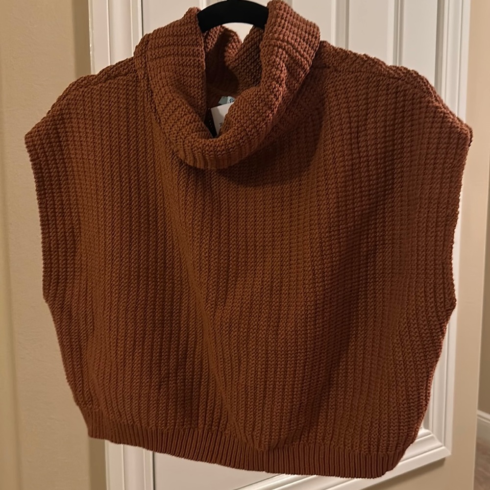 NWT orange sleeveless sweater